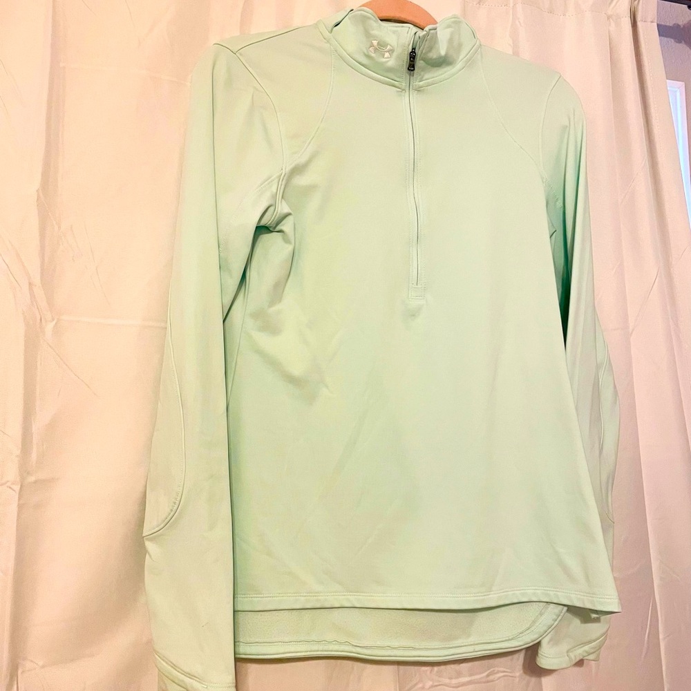 Under Armour Small Women’s jacket